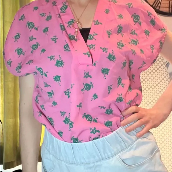 Pink blouse with flower - Picture 6 of 13